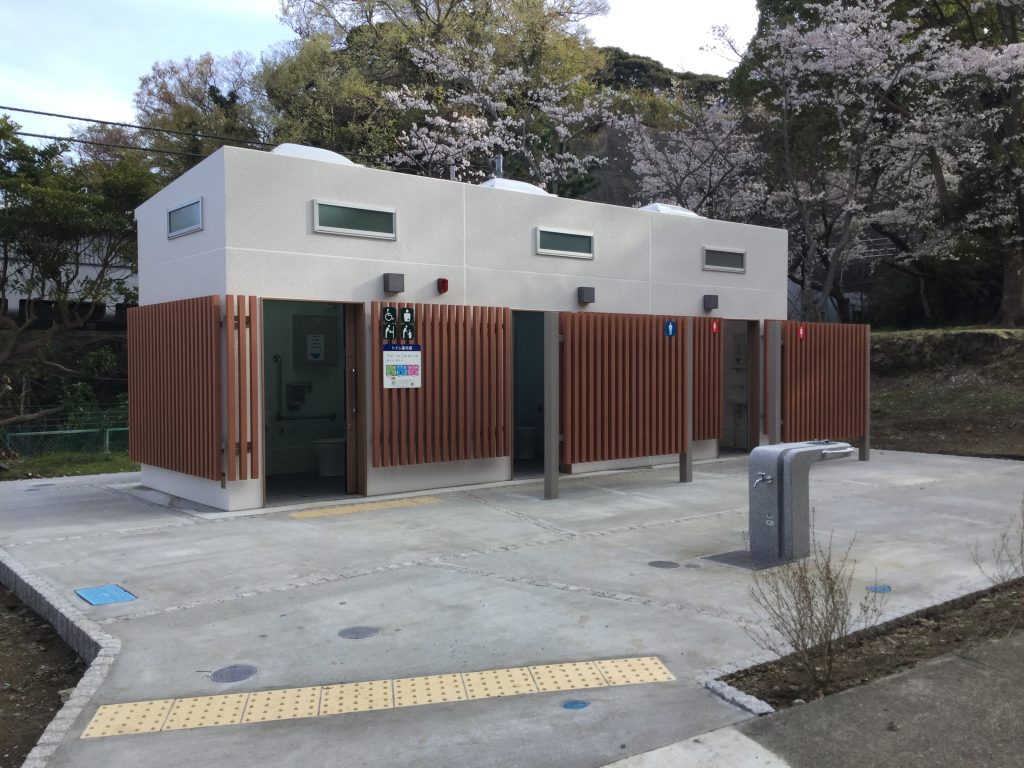 設置実績①【藤沢市片瀬山公園】